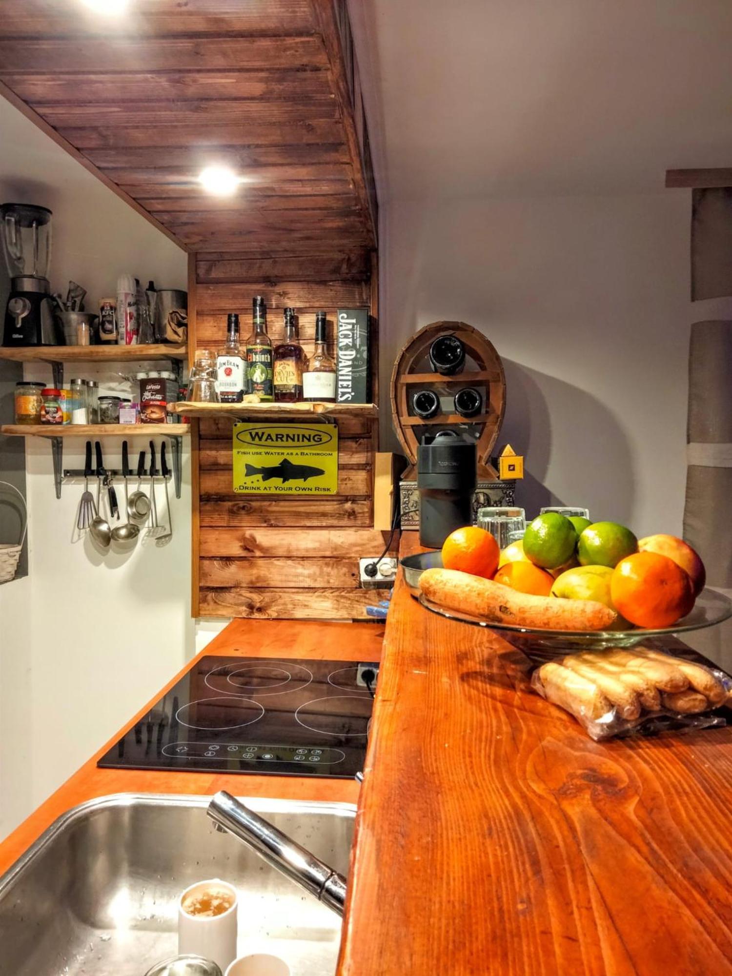 Doi Iepuri Appartement Azuga Buitenkant foto