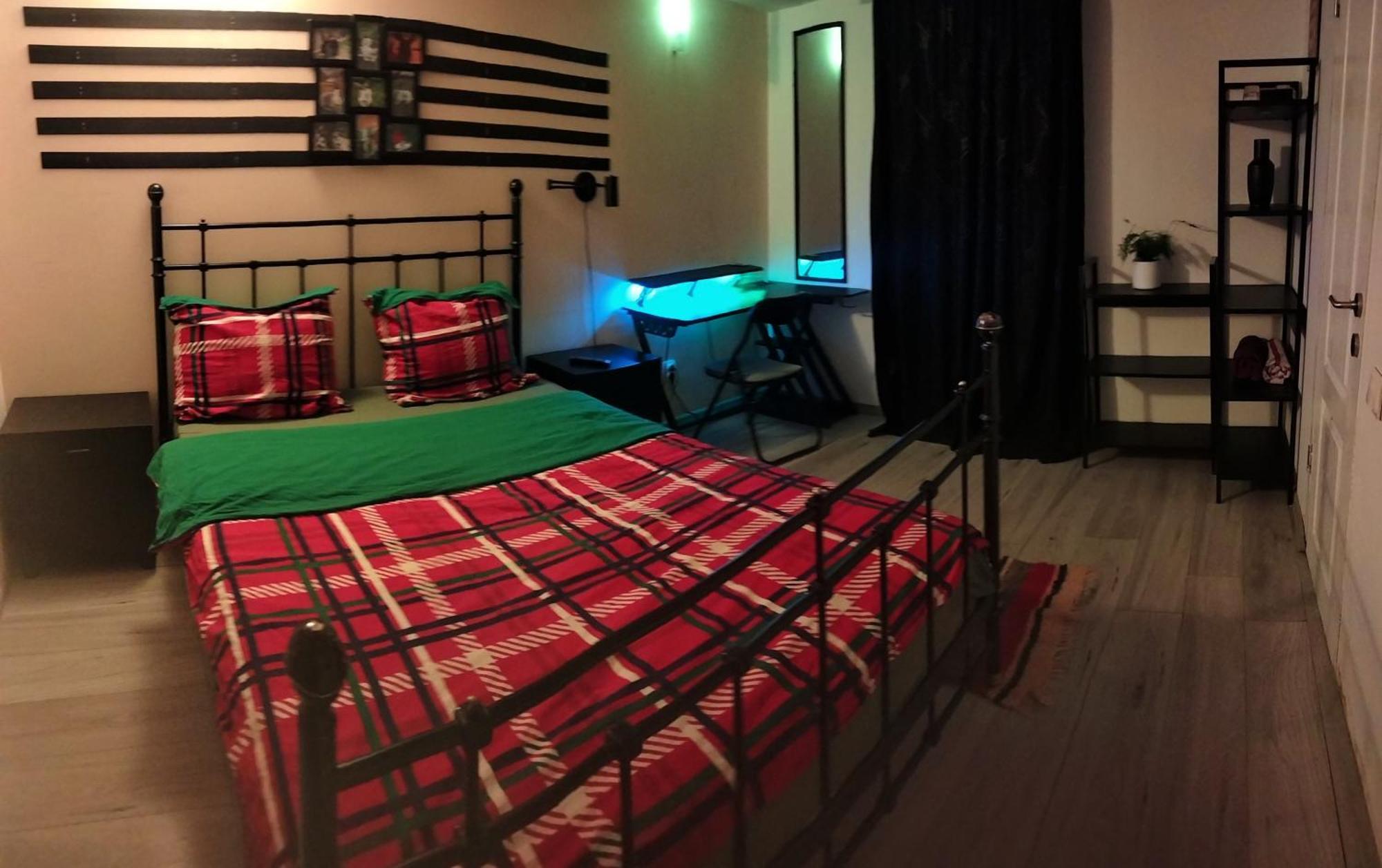 Doi Iepuri Appartement Azuga Buitenkant foto